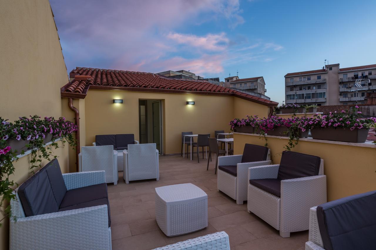 Th Collection Rooms Oristano Dış mekan fotoğraf